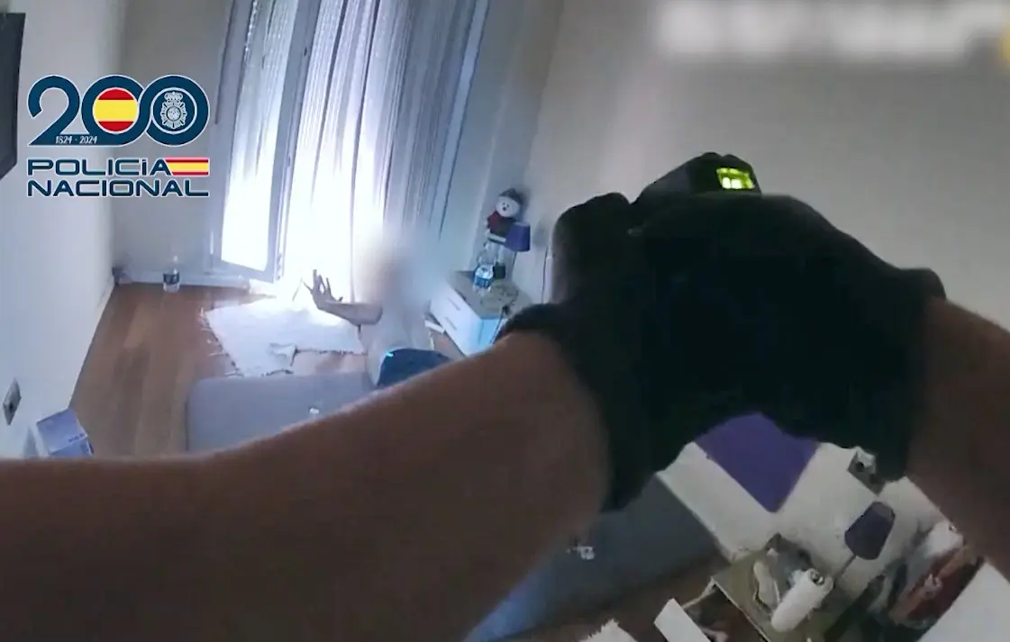 As&iacute; rescat&oacute; la Polic&iacute;a a la mujer retenida y agredida por su expareja en La L&iacute;nea
