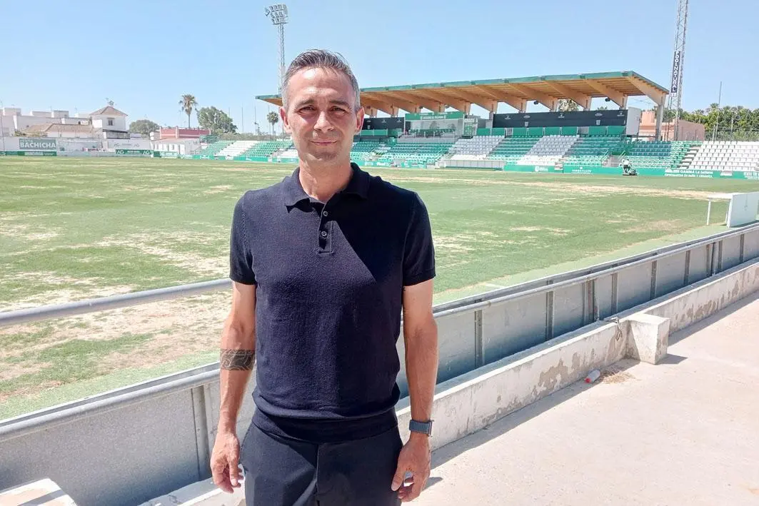 El entrenador Aitor Mart&iacute;nez tiene trabajo por delante - Ra&uacute;l J. Bustillos