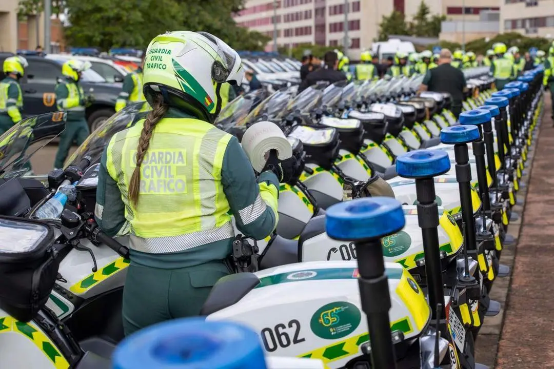 Guardia Civil durante la Vuelta a Espa&ntilde;a. - EFE