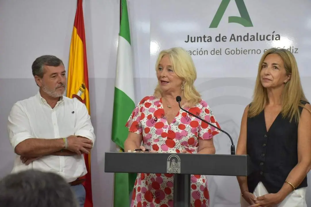 Mercedes Colombo, con Alfonso Cand&oacute;n y Bego&ntilde;a Corrales. - VIVA