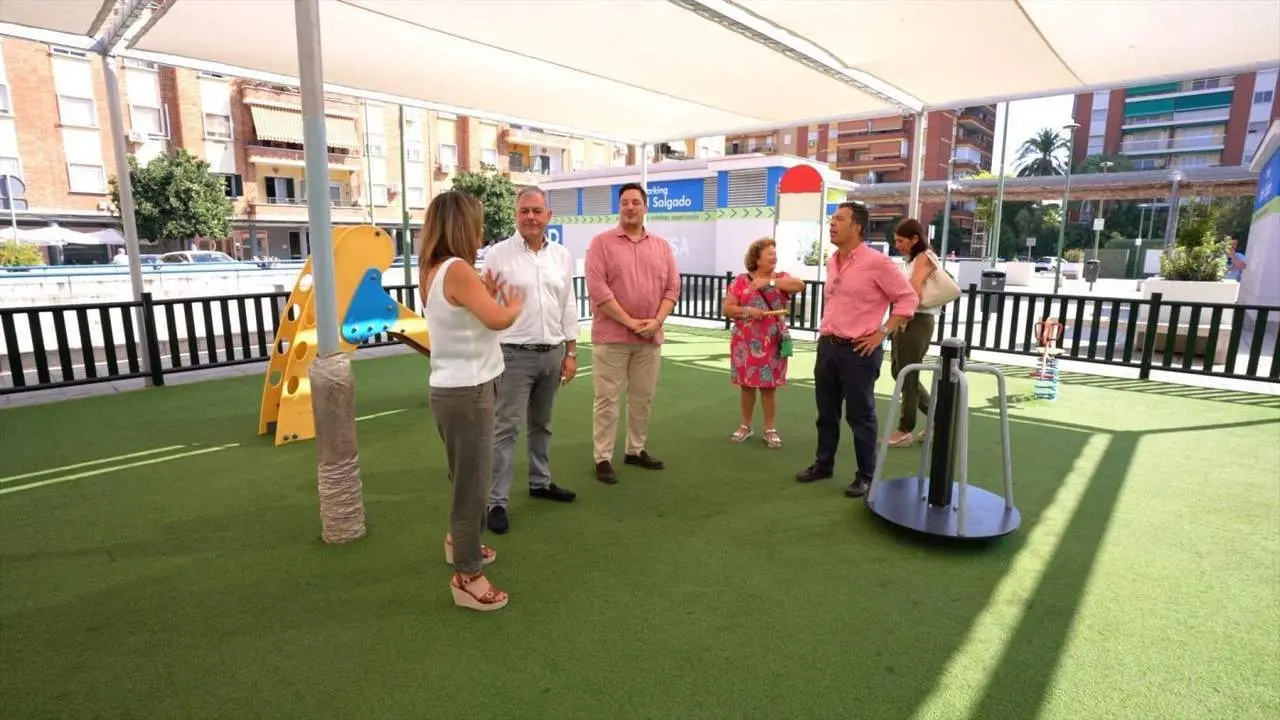 Visita a un parque infantil entoldado. - AYTO