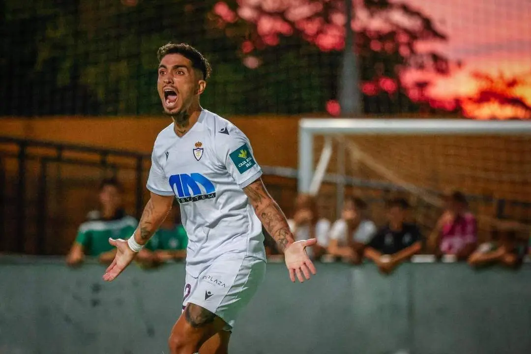&Oacute;scar Lozano, en el partido contra el Mancha Real. - DAVID TORRES / REAL JA&Eacute;N