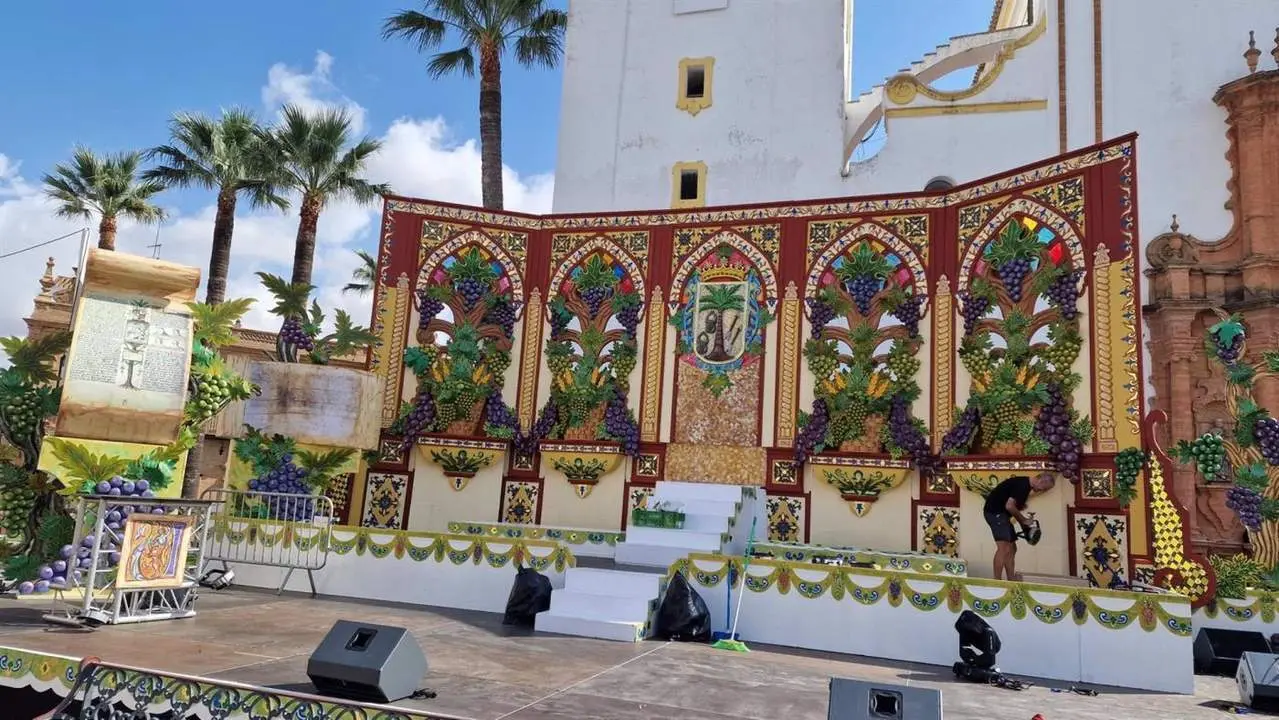 Escenario de la edici&oacute;n n&uacute;mero 63 de la Fiesta de la Vendimia del Cond - A.L.P.D.C