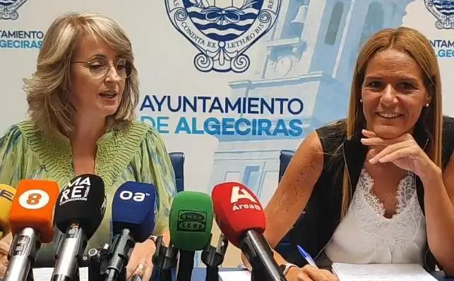 Pintor y Solanes, durante la rueda de prensa. - AI
