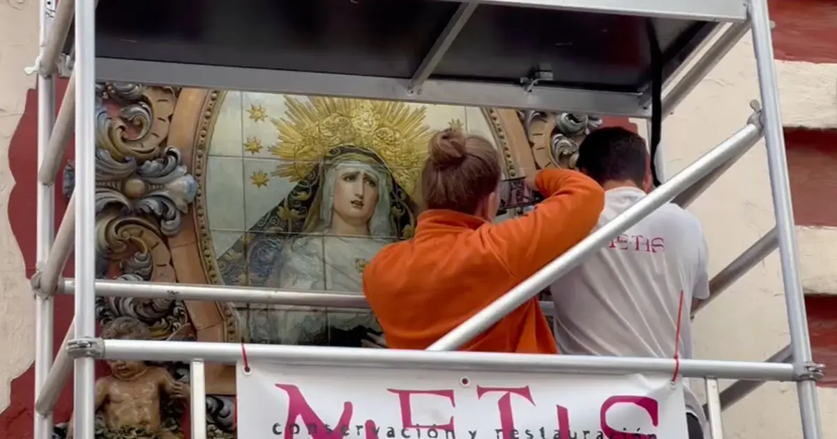 La Soledad de San Buenaventura contin&uacute;a con la restauraci&oacute;n de su retablo cer&aacute;mico
