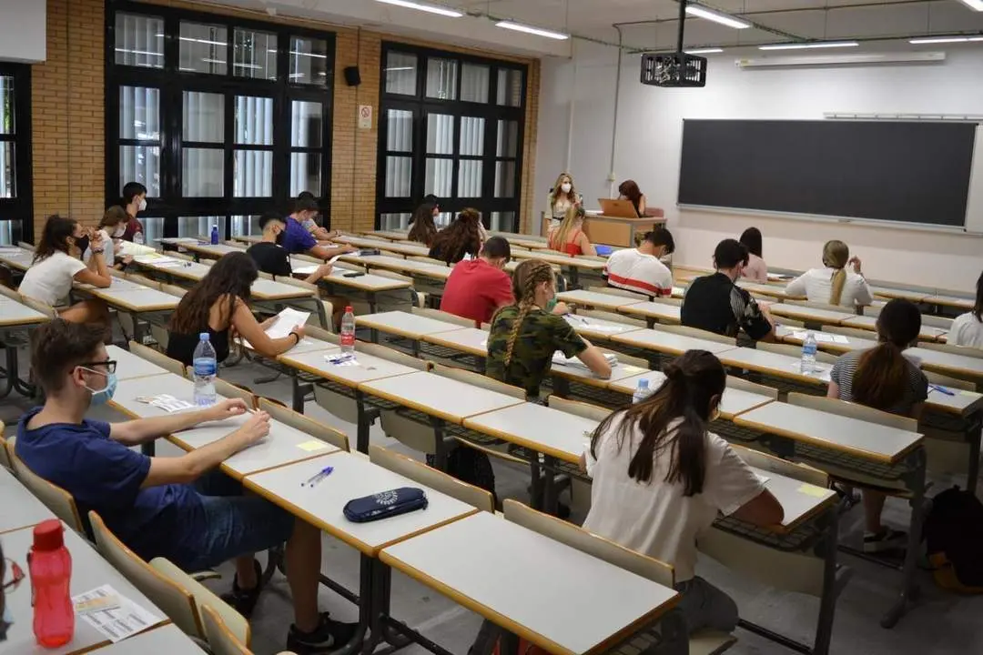 Examen de Selectividad. - Europa Press