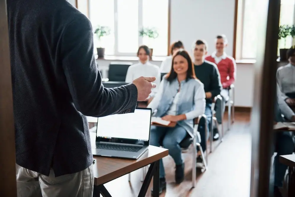 Cursos. - 
