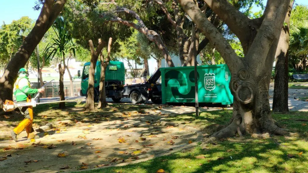 Servicio de parques y jardines. - A.I.