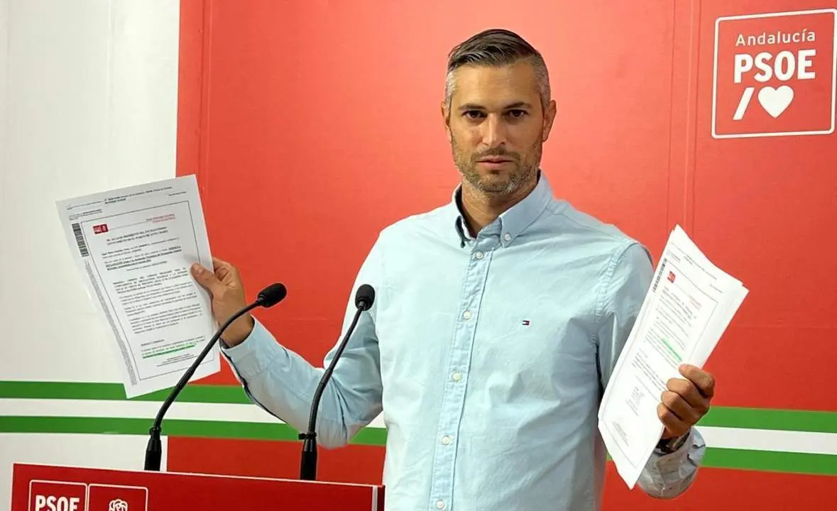 &Aacute;NGEL GONZ&Aacute;LEZ, DEL PSOE DE EL PUERTO. - VIVA