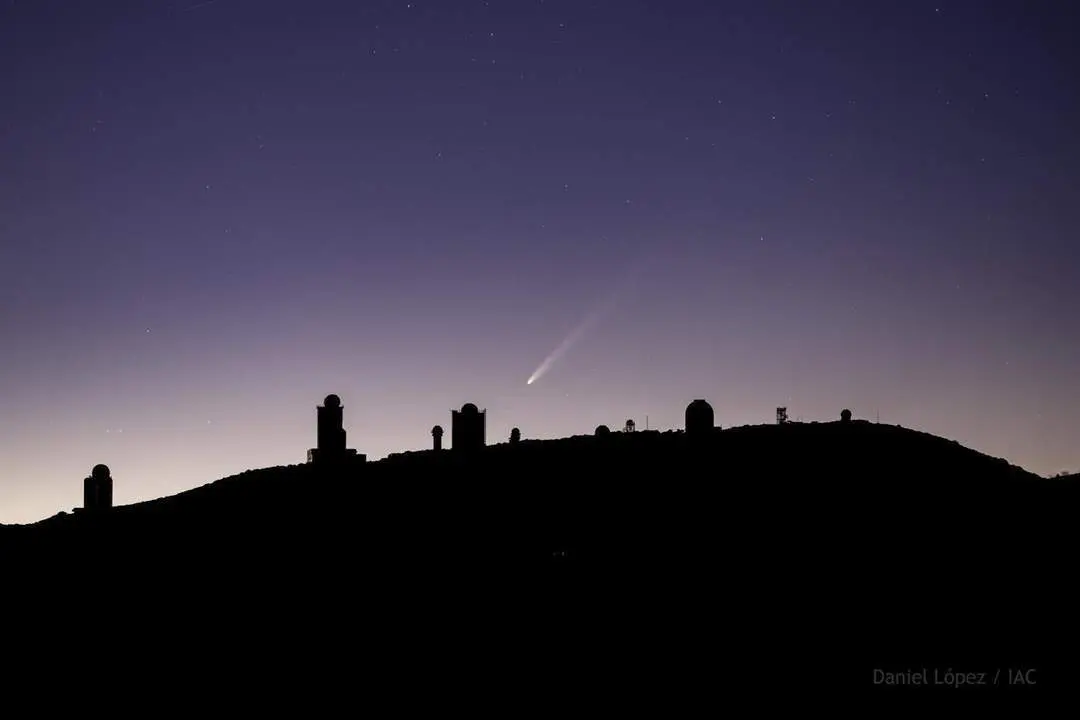 Paso del cometa C/2023 A3 (Tsuchinshan-ATLAS). - EP