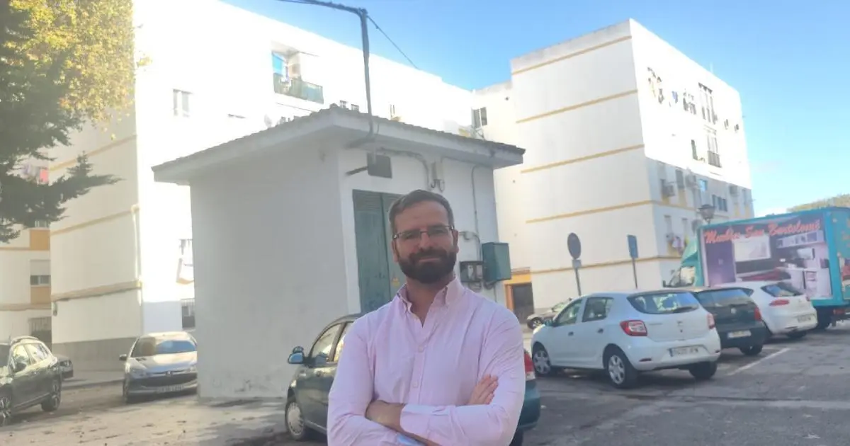Javier Botella en la Barriada de Pinillo Chico.  - viva