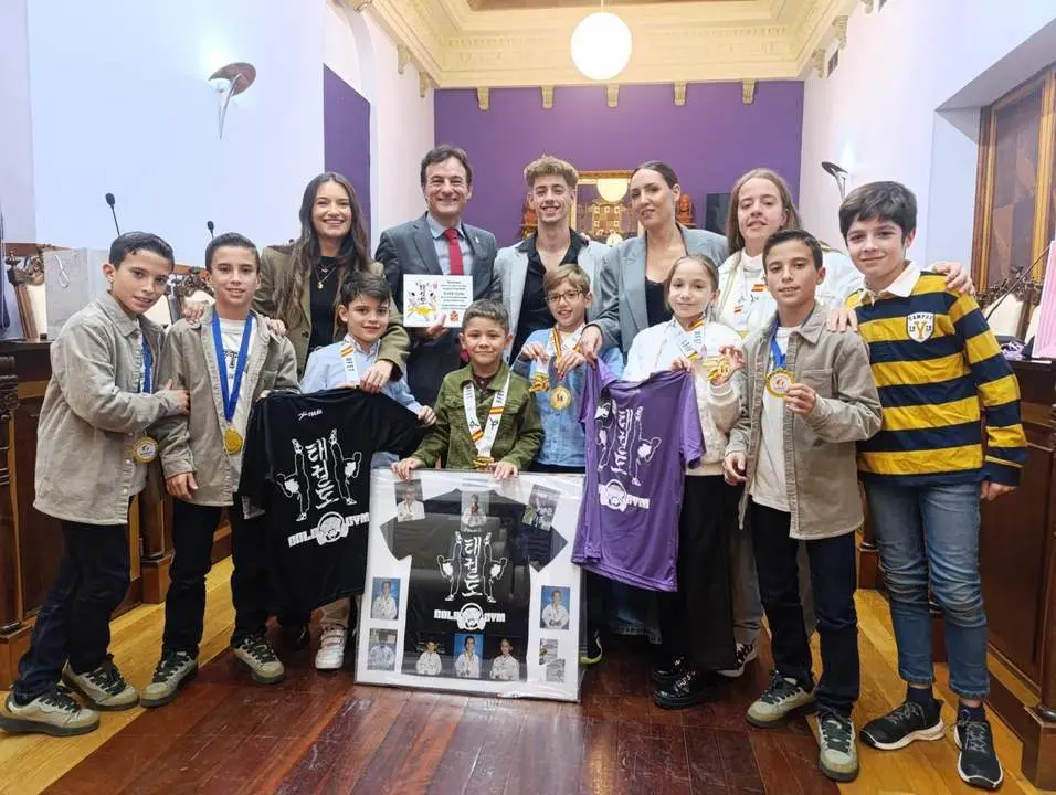 Recibimiento a los ganadores de la Copa de Espa&ntilde;a de Taekwondo. - AYUNTAMIENTO DE JA&Eacute;N