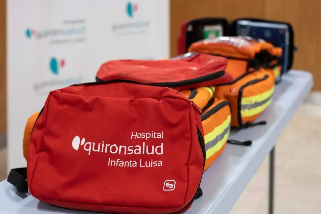 Material m&eacute;dico entregado a la hermandad de la Estrella. - quir&oacute;nsalud