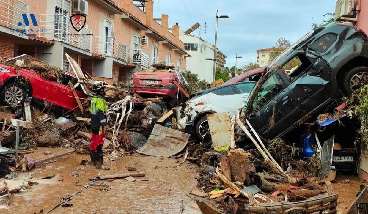 Bomberos de M&aacute;laga en Valencia. - CPB