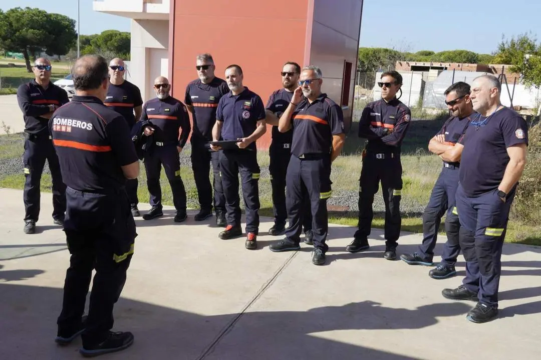 Despedida de los efectivos de relevo. - VH