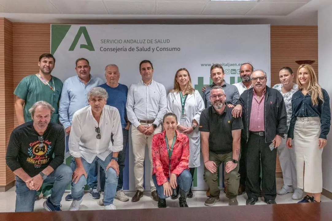 Componentes de la reuni&oacute;n para el III Torneo de Navidad ALES - ASOCIACI&Oacute;N VETERANOS REAL JA&Eacute;N