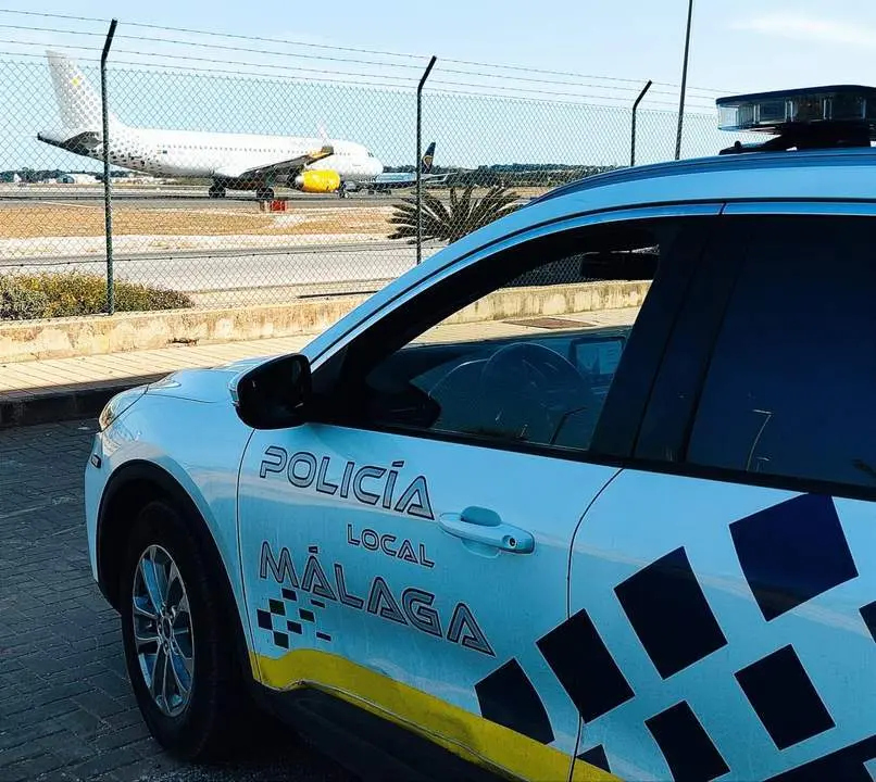 Patrulla de la Polic&iacute;a Local. - Cedida