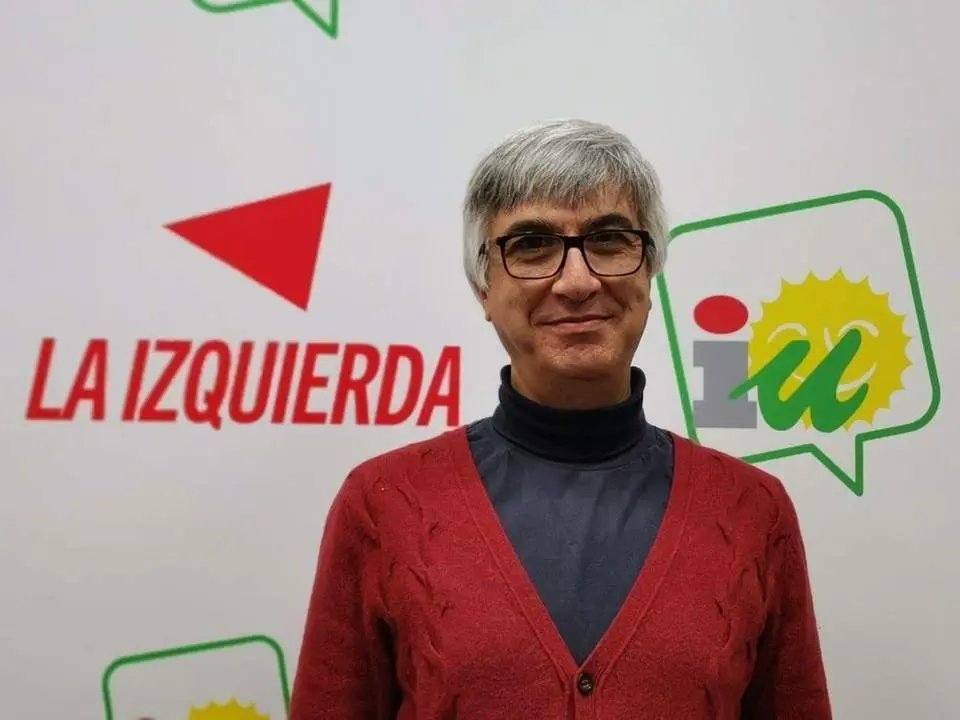 El coordinador de IU en Sevilla, Manuel Lay. - IU