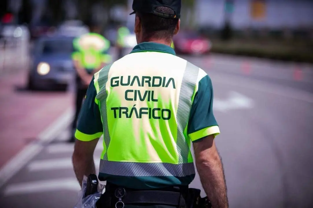 Guardia Civil de Tr&aacute;fico. - EP