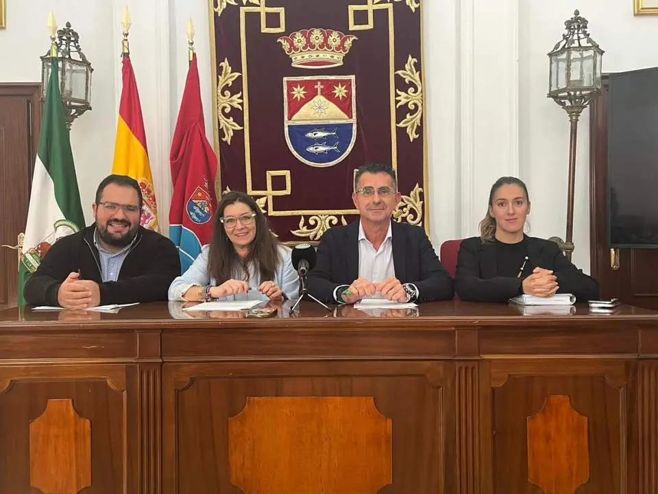 El Ayuntamiento informa de las licitaciones.  - A.I.
