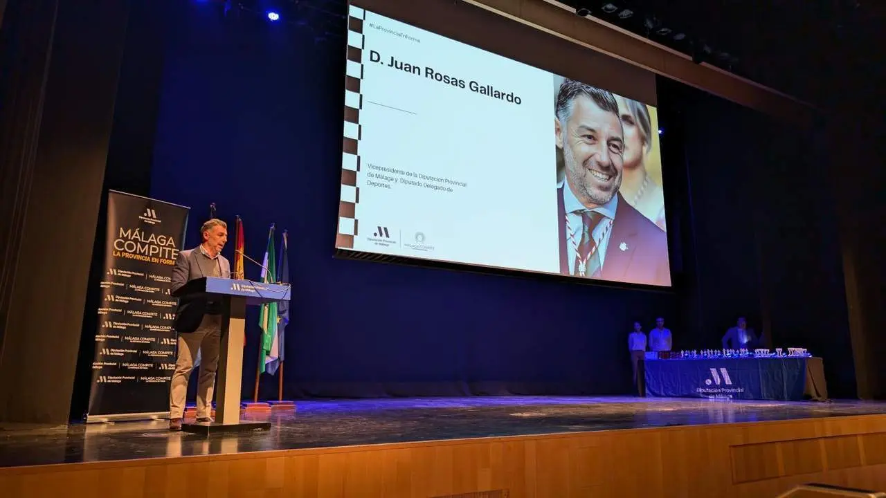 Acto de entrega de trofeos. - Diputaci&oacute;n