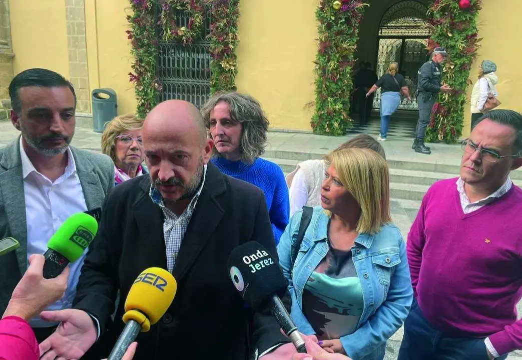Los portavoces de PSOE y La Confluencia - Jim&eacute;nez