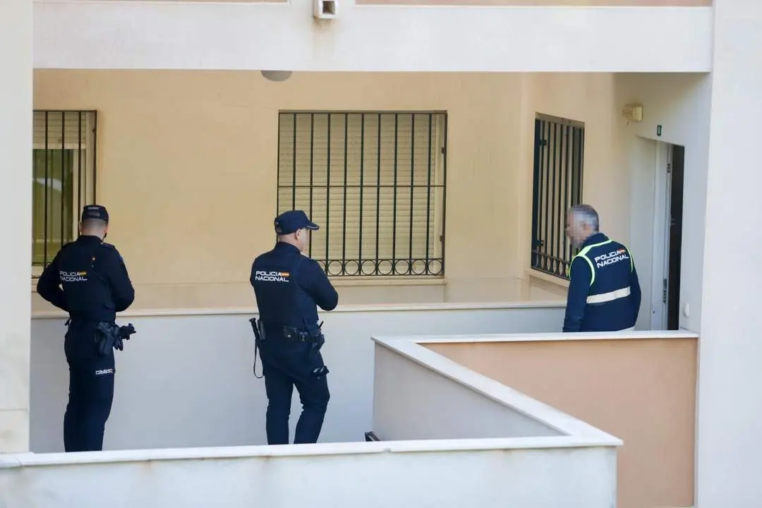 Detenido por matar a pu&ntilde;aladas a su hermana en Benalm&aacute;dena. - Europa Press