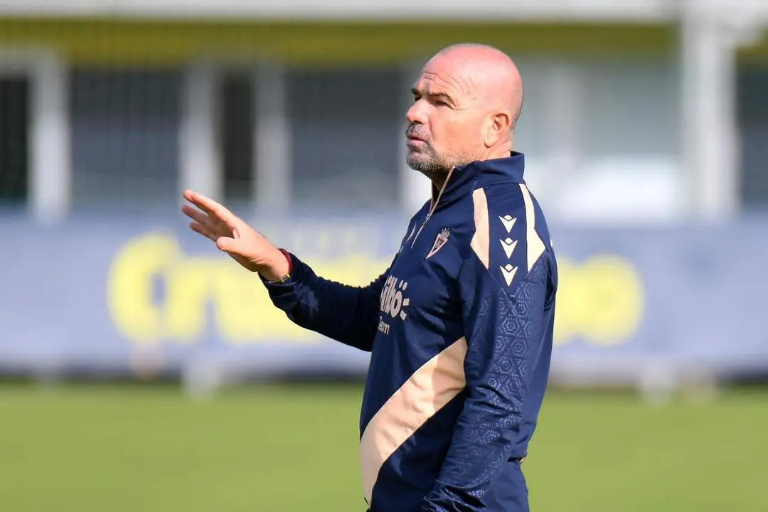 Paco L&oacute;pez, durante un entrenamiento. - CCF