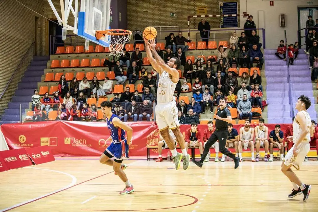 Gran partido de Ja&eacute;n CB ante La Zubia para seguir su escalada. - JA&Eacute;N CB