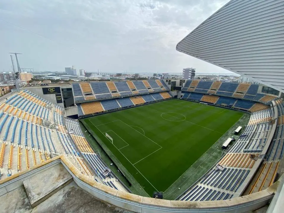 Estadio Nuevo Mirandilla. - Trekant Media