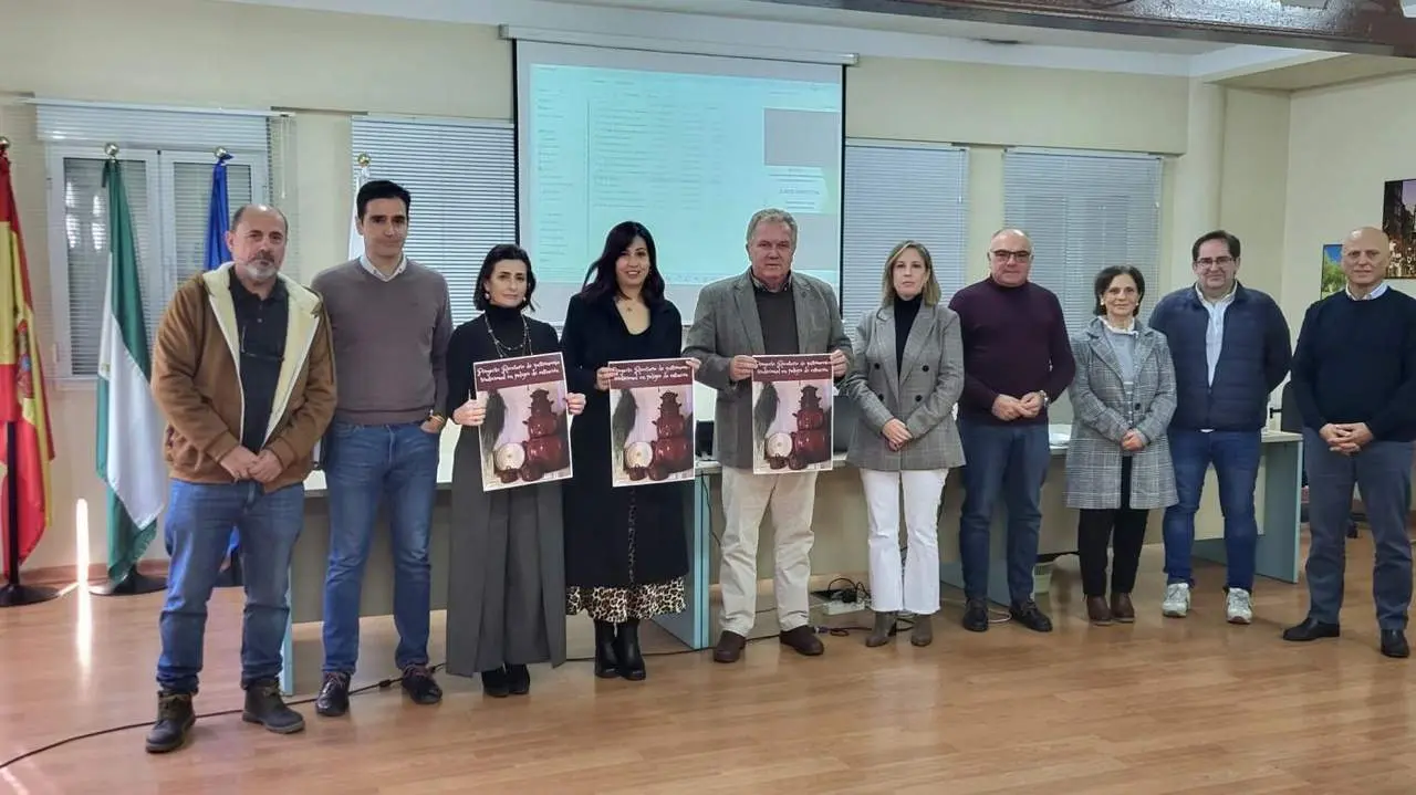 Asistentes a la presentaci&oacute;n del proyecto en Valdepe&ntilde;as.  - 