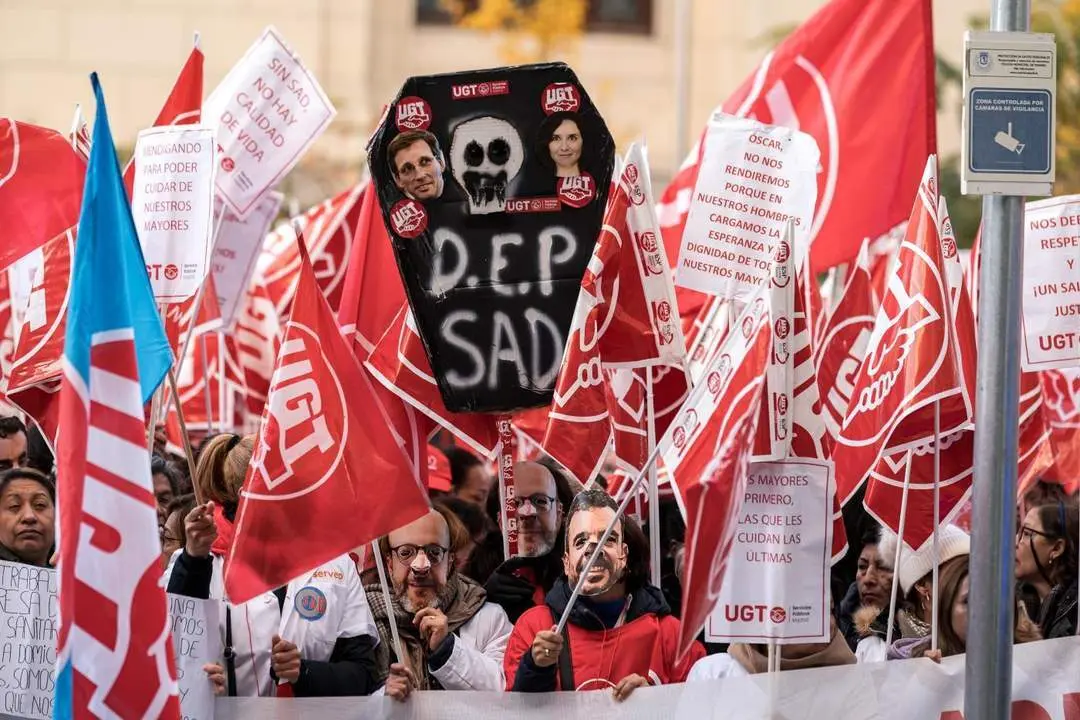 Los trabajadores del Servicio de Ayuda a Domicilio -  Diego Radam&eacute;s