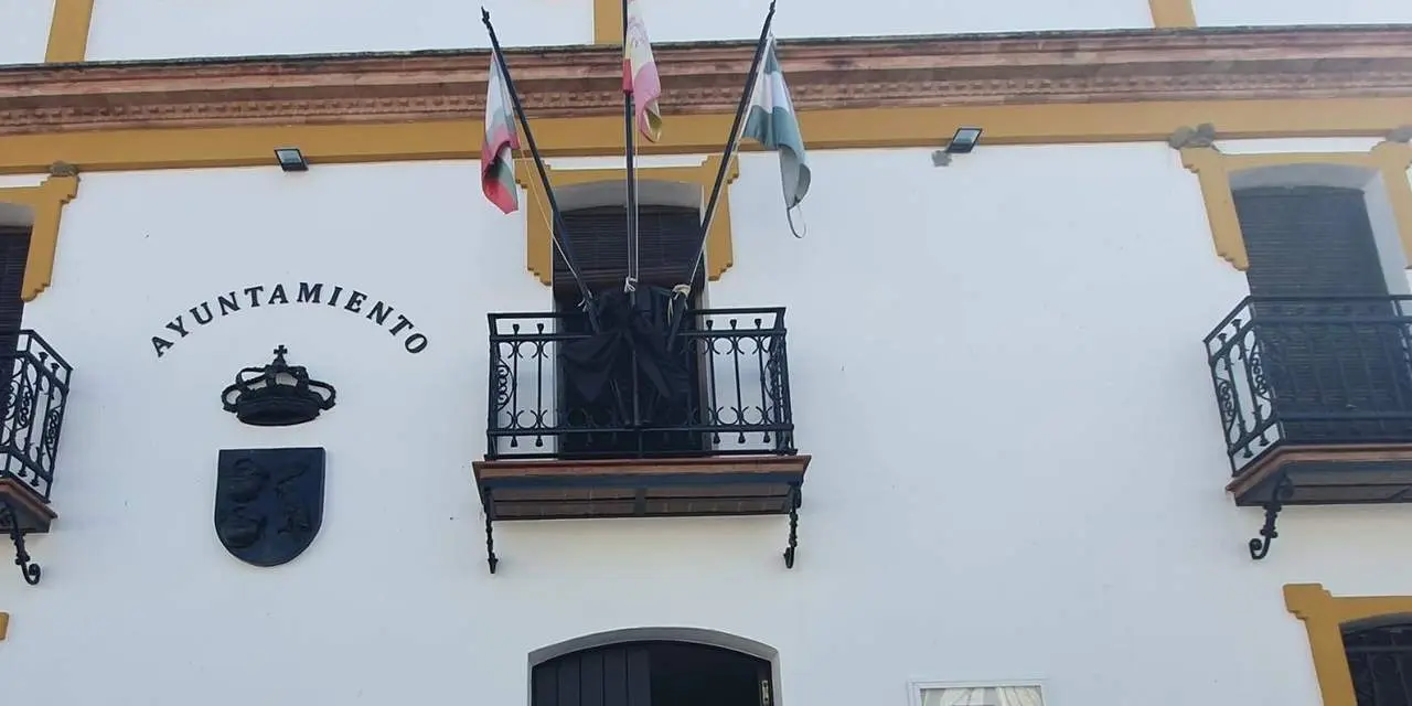 Ayuntamiento de Lucena del Puerto. - VH