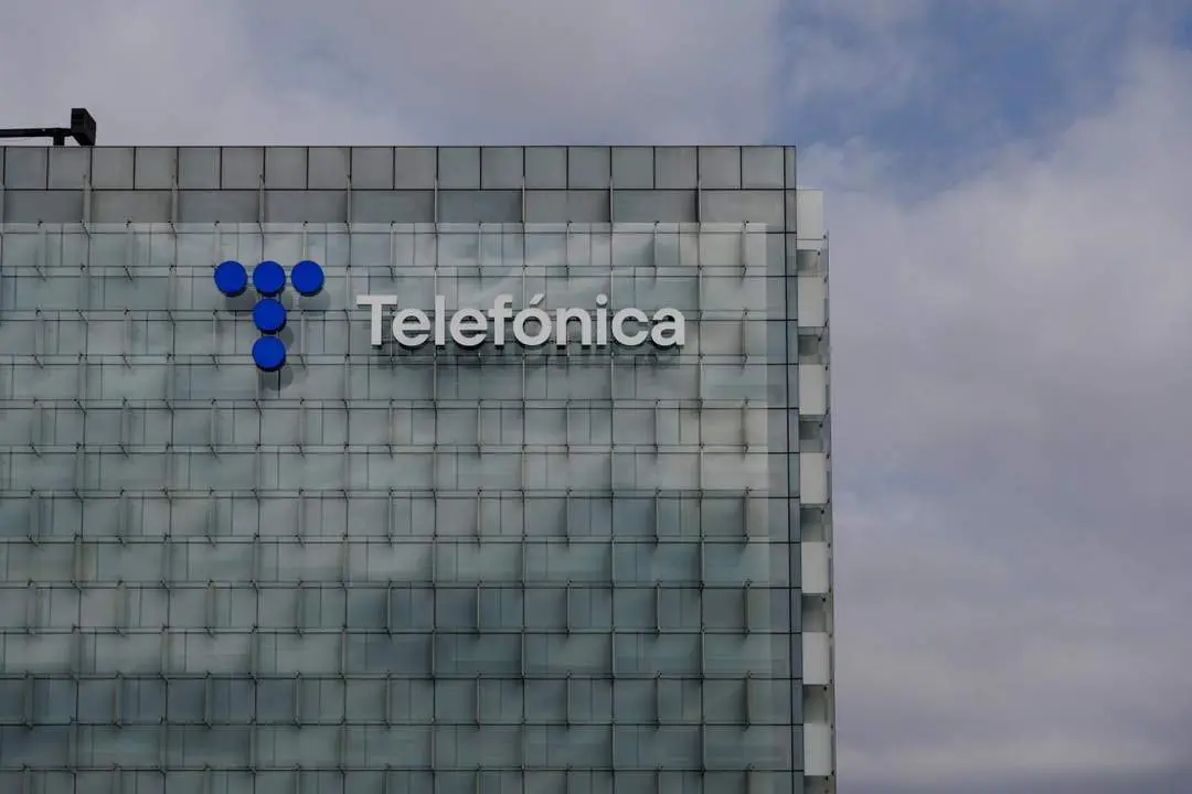 Exterior de la sede de Telef&oacute;nica. - Europa Press