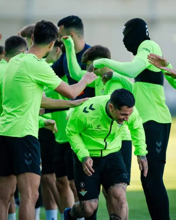 Entrenamiento del Betis. - @RealBetis / X