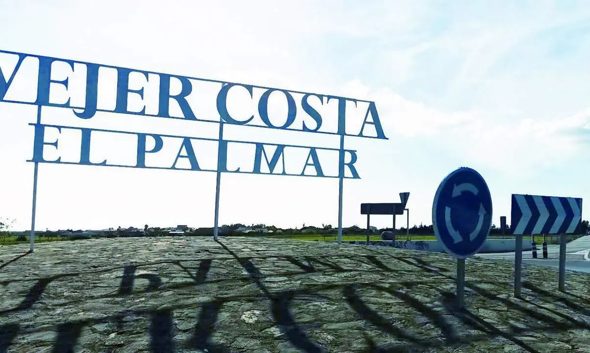 Acceso a El Palmar, en Vejer. - Perales