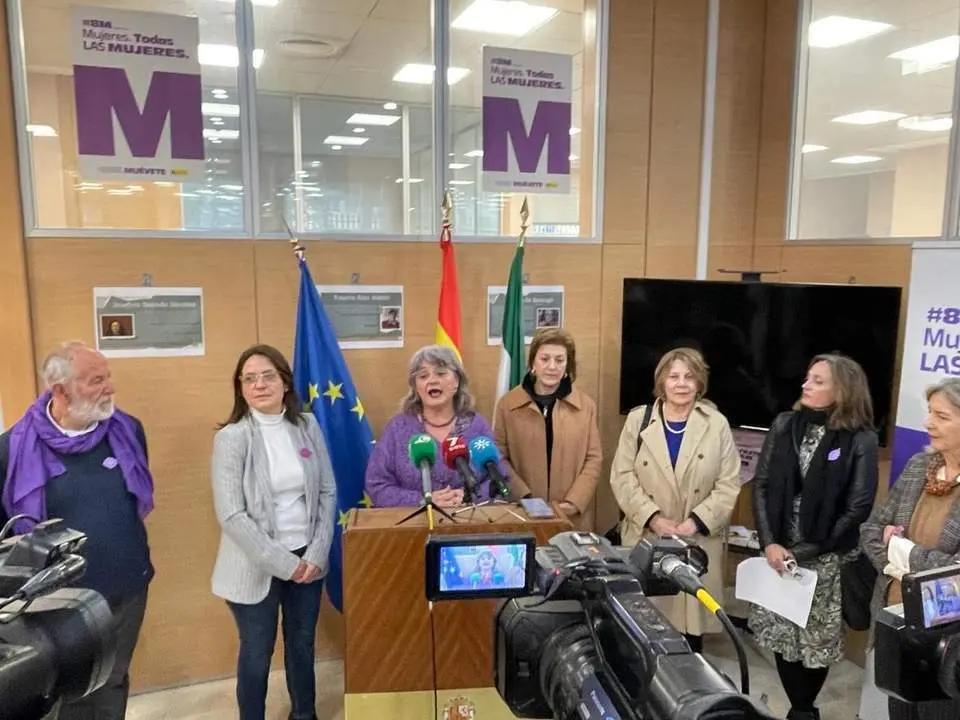 Blanca Flores, en el acto de la Subdelegaci&oacute;n del Gobierno por el 8M. - VIVA