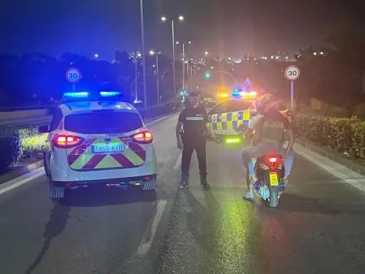 Control de la Polic&iacute;a Local de Algeciras. - AI