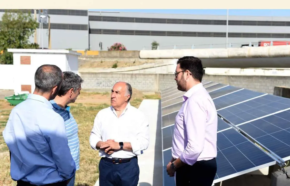 Landaluce, en una visita a las obras en la EBAR de El Embarcadero. - AI