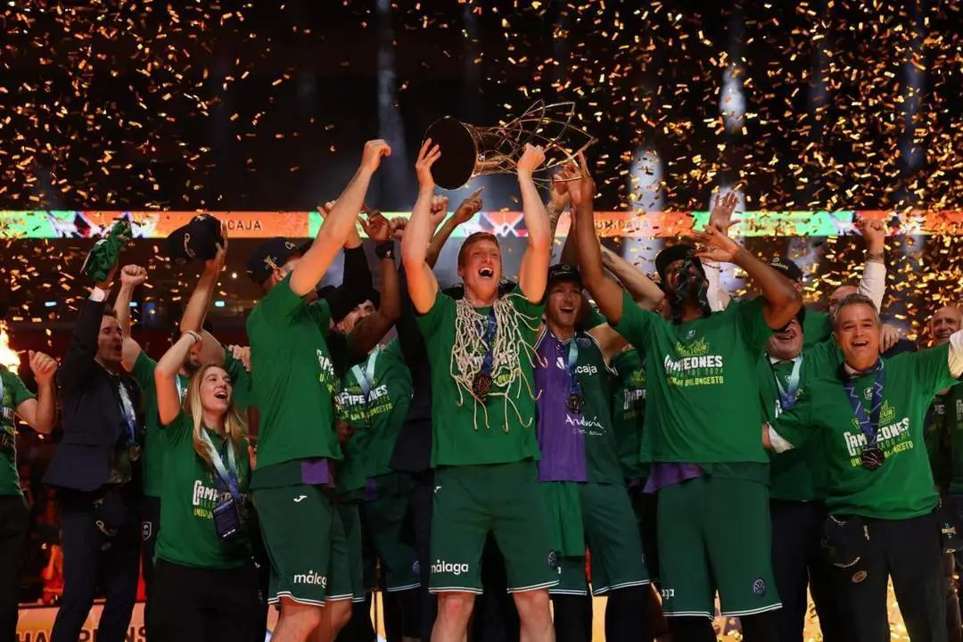 El Unicaja, tras la final de la BCL. - EFE