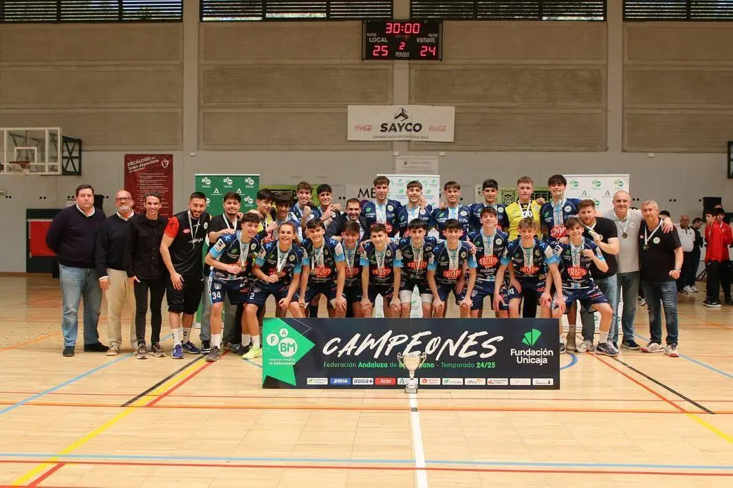 El Trops M&aacute;laga, campe&oacute;n juvenil de Andaluc&iacute;a. - FABM