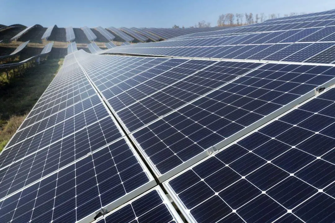 Paneles fotovoltaicos. - aRCHIVO