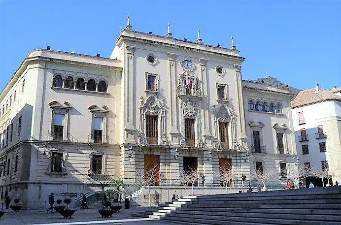 Fachada del Ayuntamiento de Ja&eacute;n. - Esperanza Calzado.