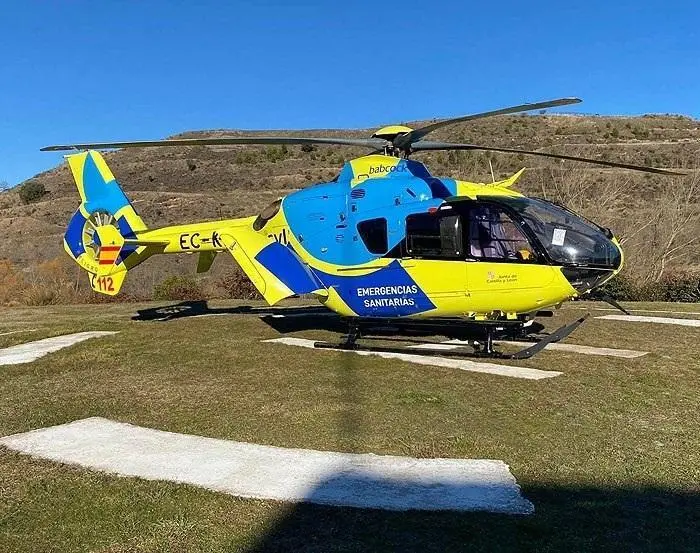Imagen de archivo de un helic&oacute;ptero medicalizado del Sacyl - 112