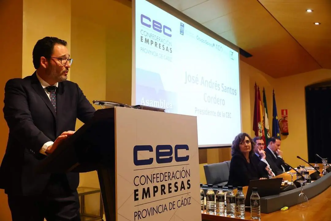 Jos&eacute; Andr&eacute;s Santos, presidente de la CEC. - VIVA