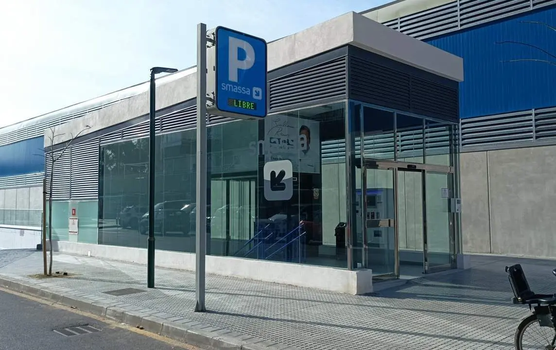 El aparcamiento en litigio. - VM
