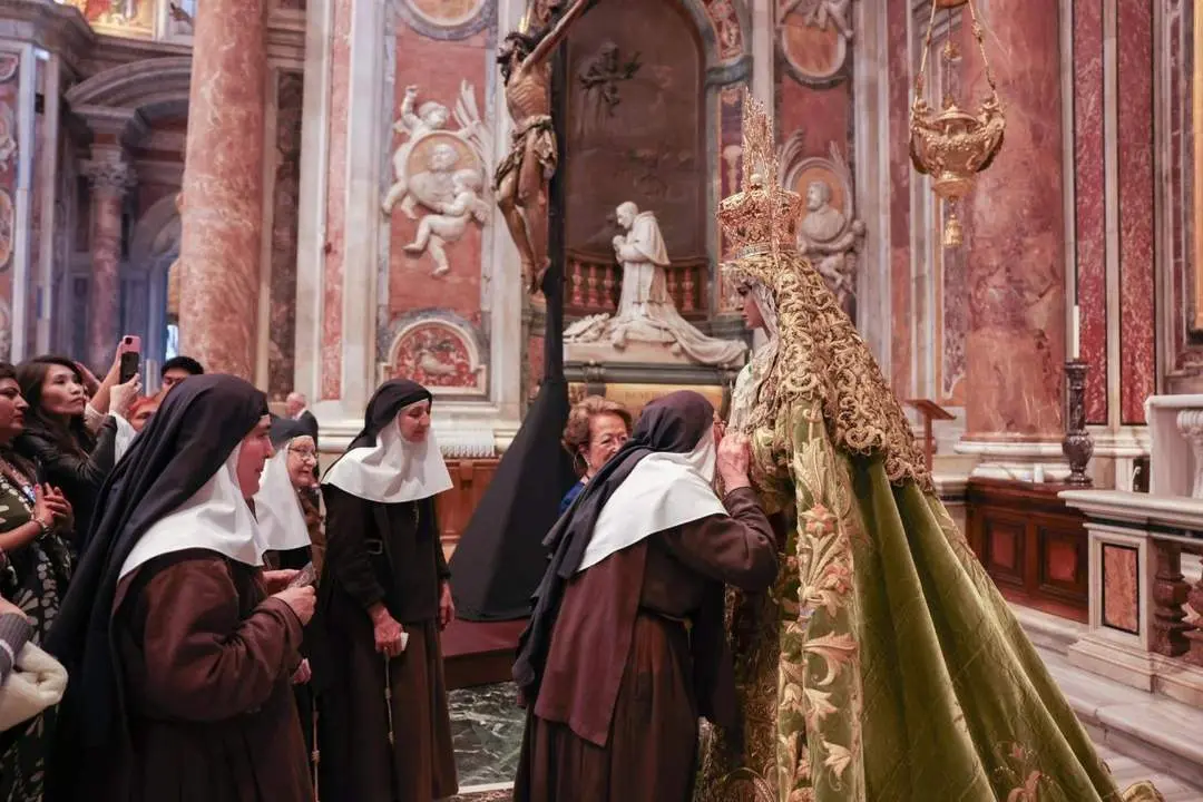 Veneraci&oacute;n de la Esperanza. - Gran Procesi&oacute;n Roma