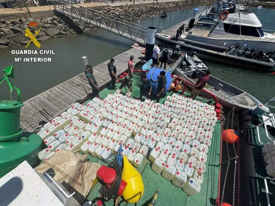 Combustible para posible suministro a narcolanchas - Guardia Civil Huelva