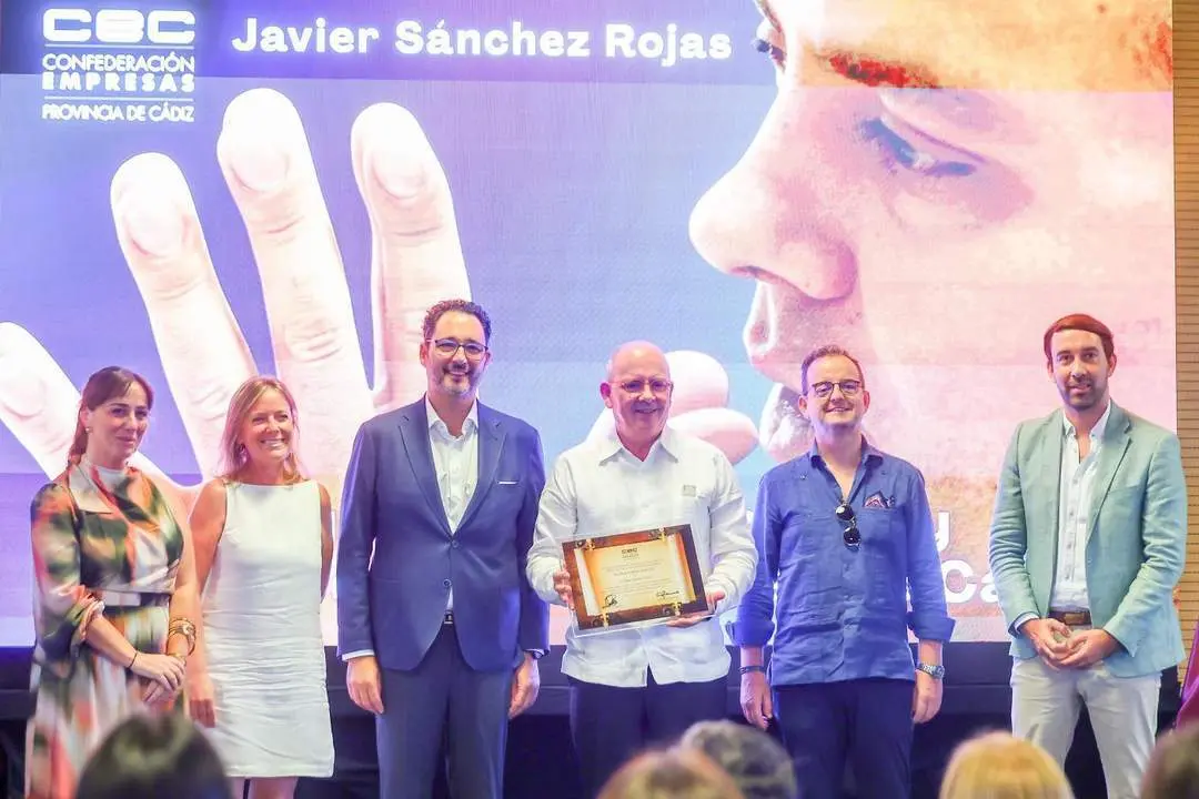 Javier S&aacute;nchez Rojas, Presidente de Honor de la CEC. - VIVA