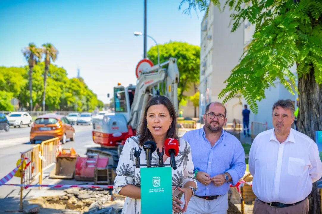 Patricia Cavada en el inicio de las obras en Pery Junquerra. - RLI